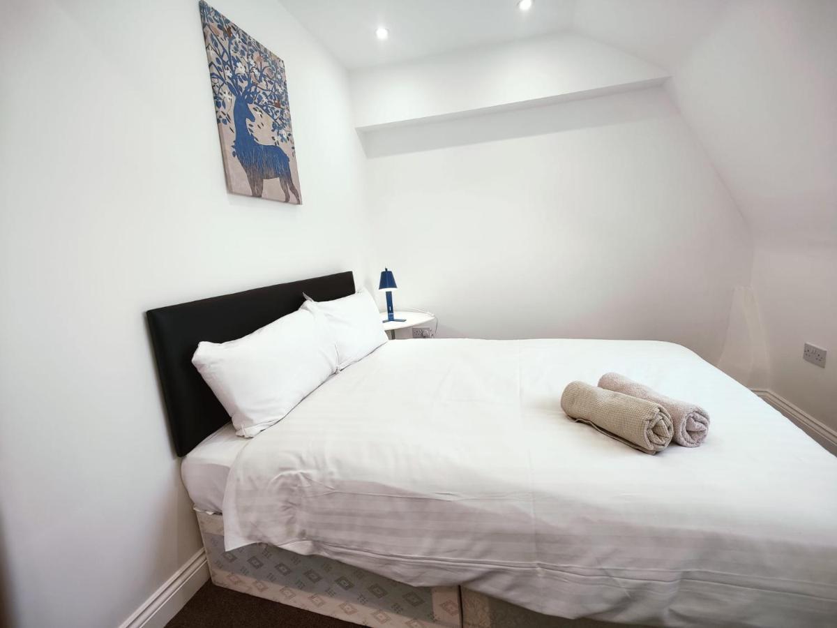 3 Bed Flat Close To Liverpool St & Brick Lane Лондон Екстериор снимка